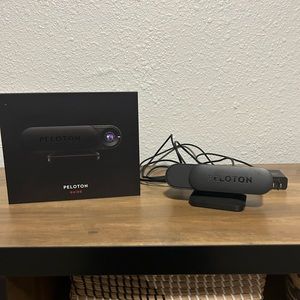 Peloton Guide- like new